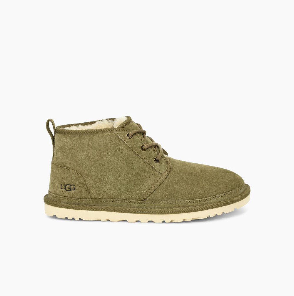 UGG Neumel Green Boots for Men (AURJ75231)